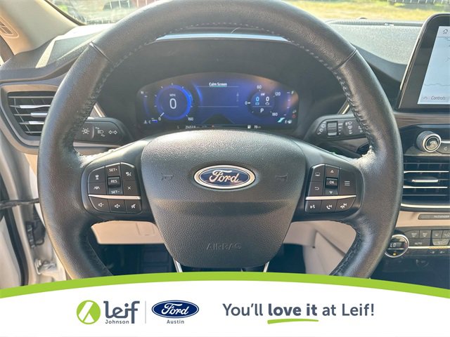 Used 2020 Ford Escape Titanium image 15