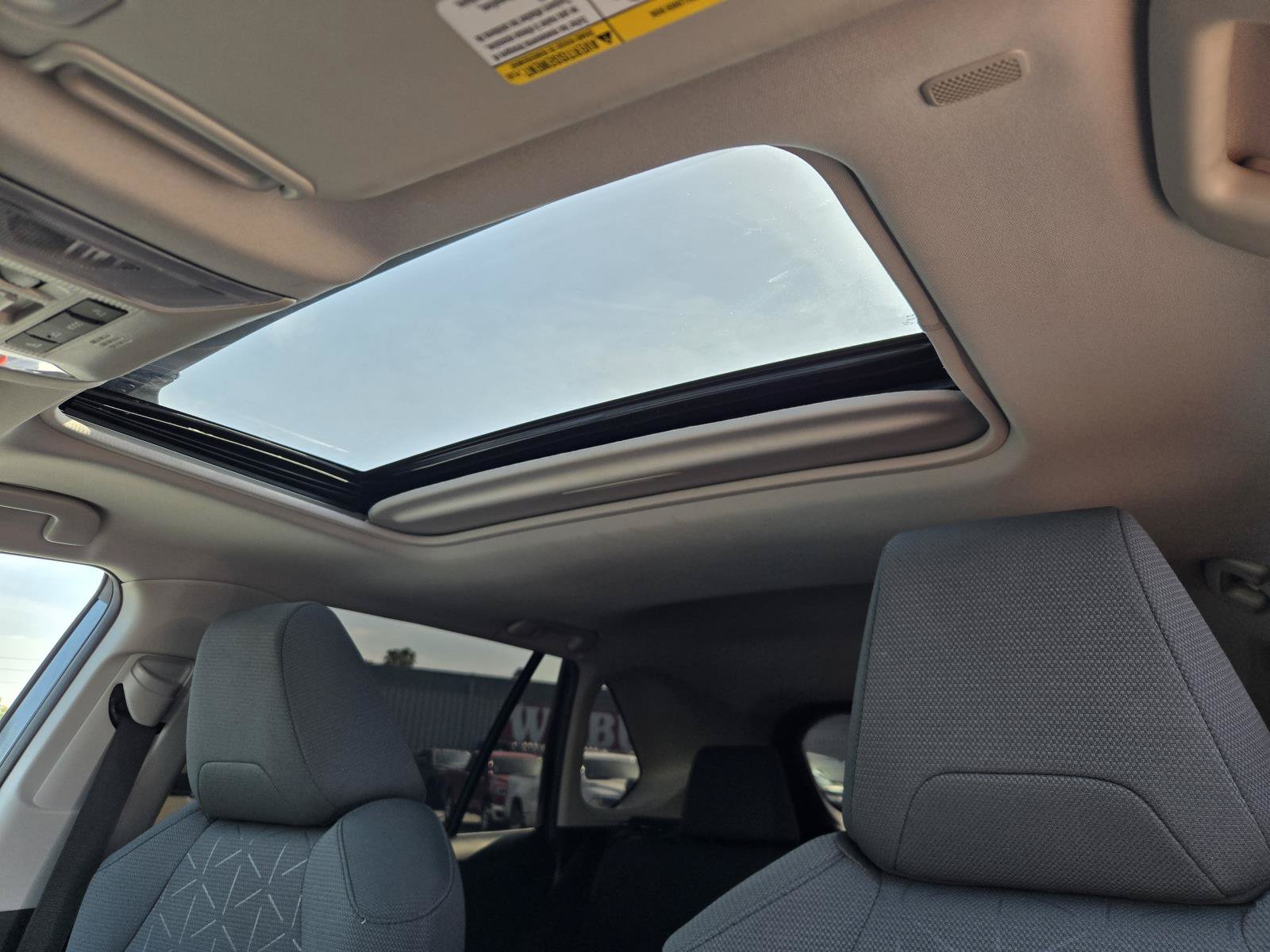 Used 2023 Toyota RAV4 XLE w/ Convenience Package FWD image 23