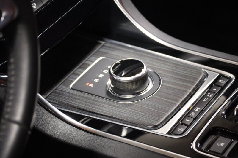 Used 2018 Jaguar XF First Edition AWD/4WD image 62