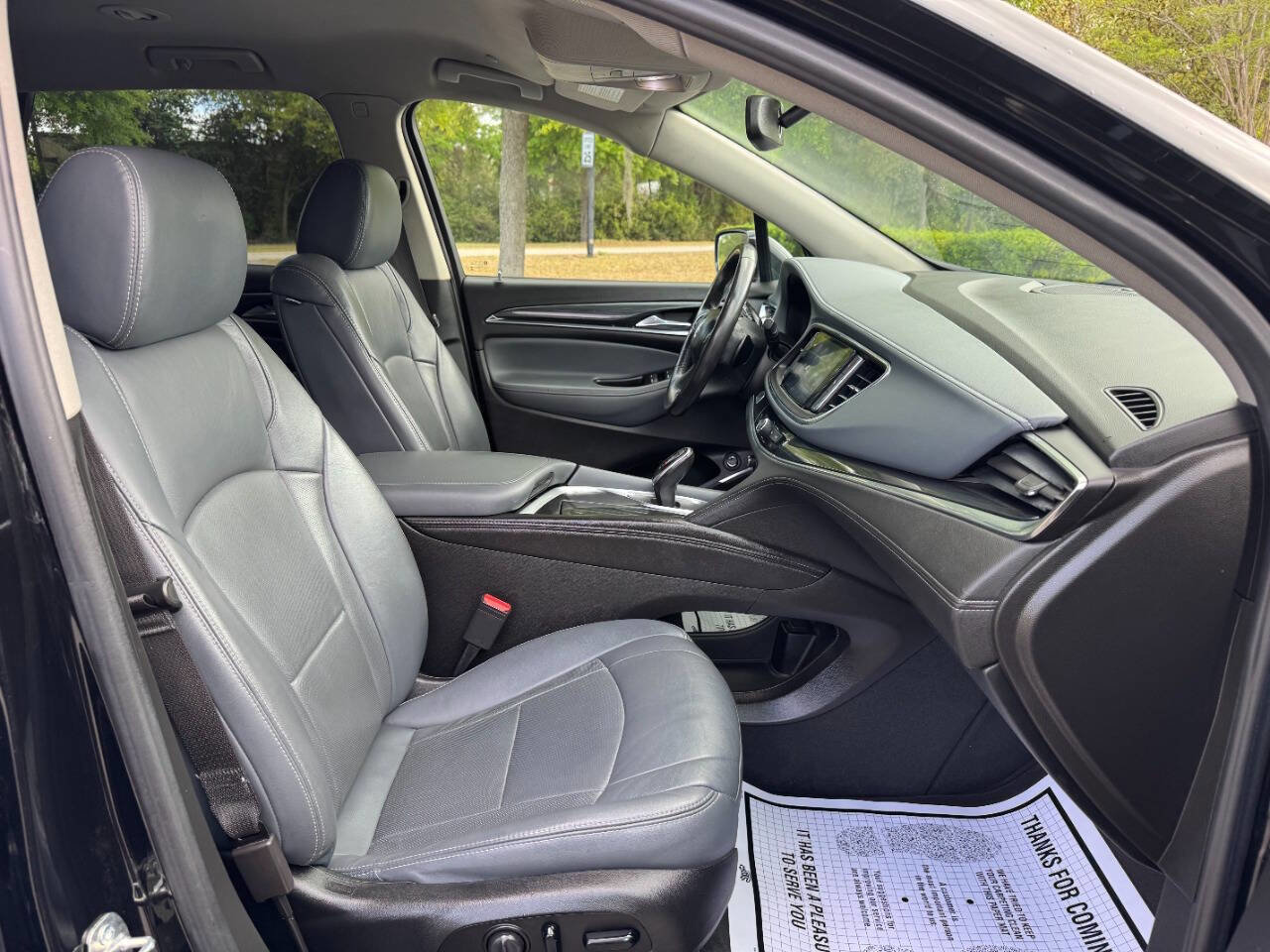 Used 2020 Buick Enclave Essence image 17