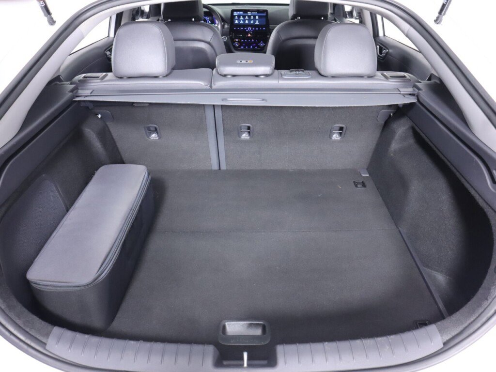 Used 2020 Hyundai Ioniq Limited image 39