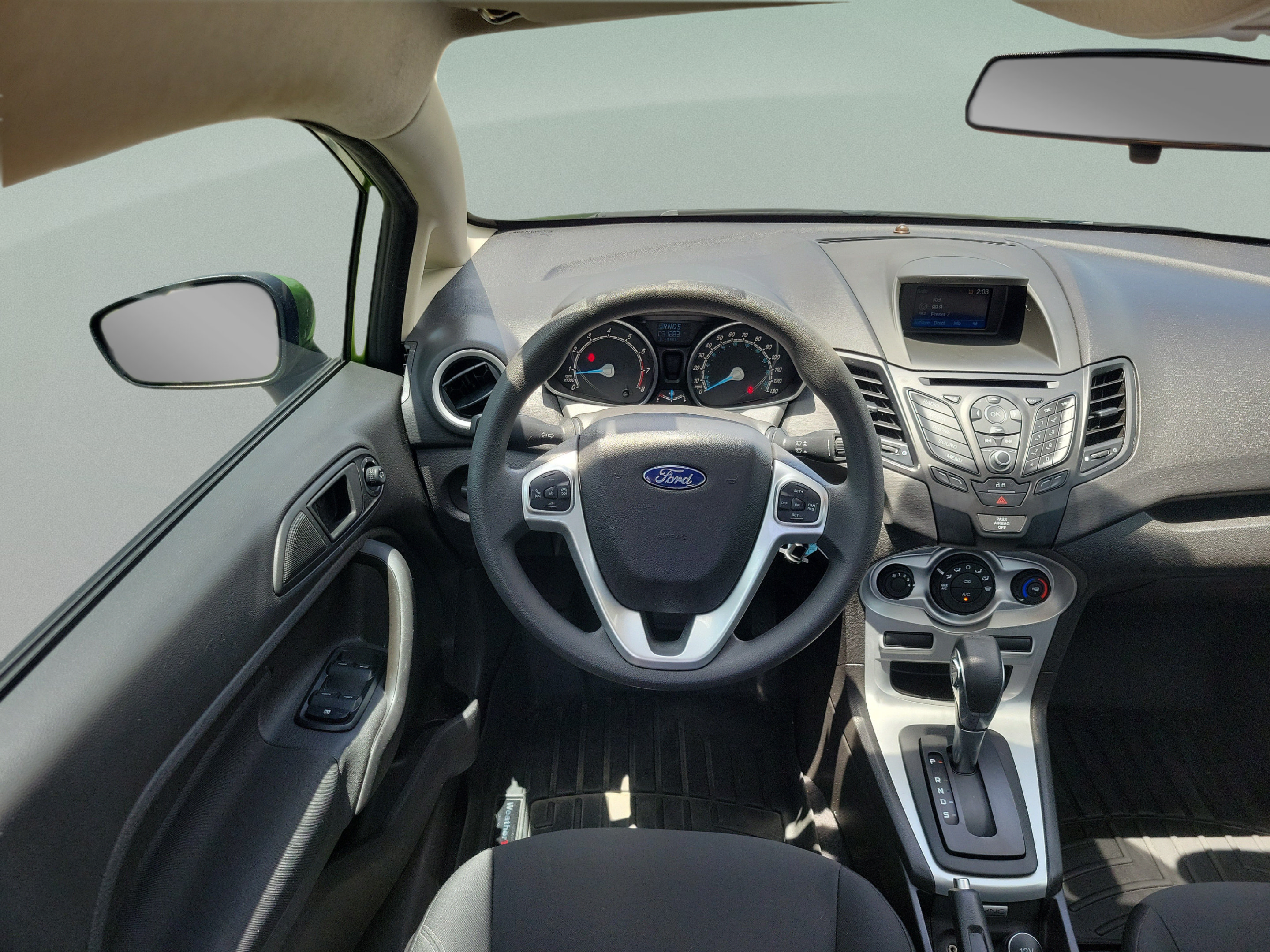 Used 2019 Ford Fiesta SE FWD image 5