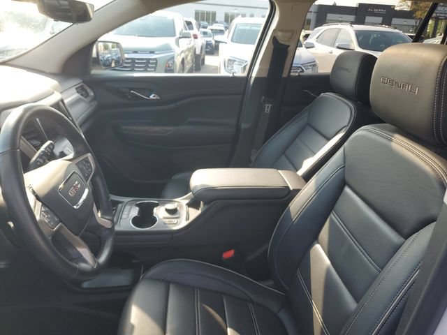 Certified 2023 GMC Acadia Denali w/ Denali Ultimate Package AWD/4WD image 18