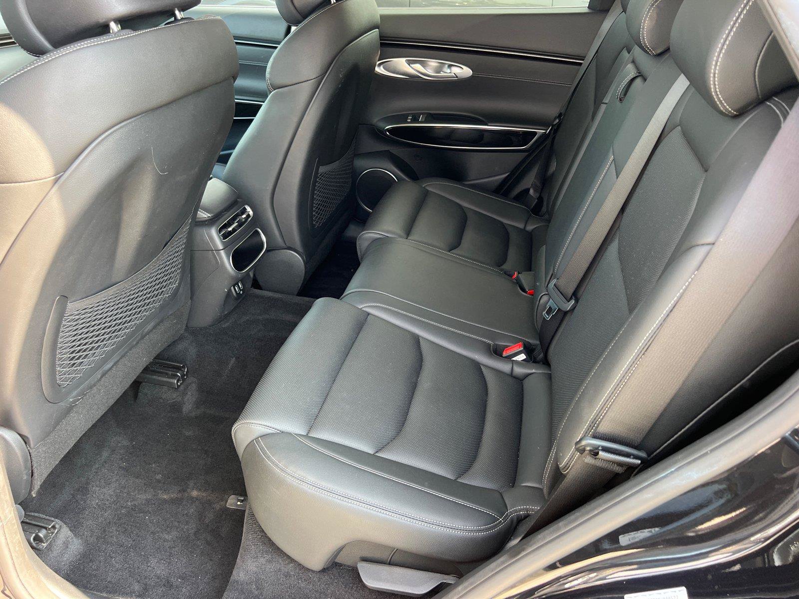 Used 2023 Genesis GV70 2.5T AWD/4WD image 21