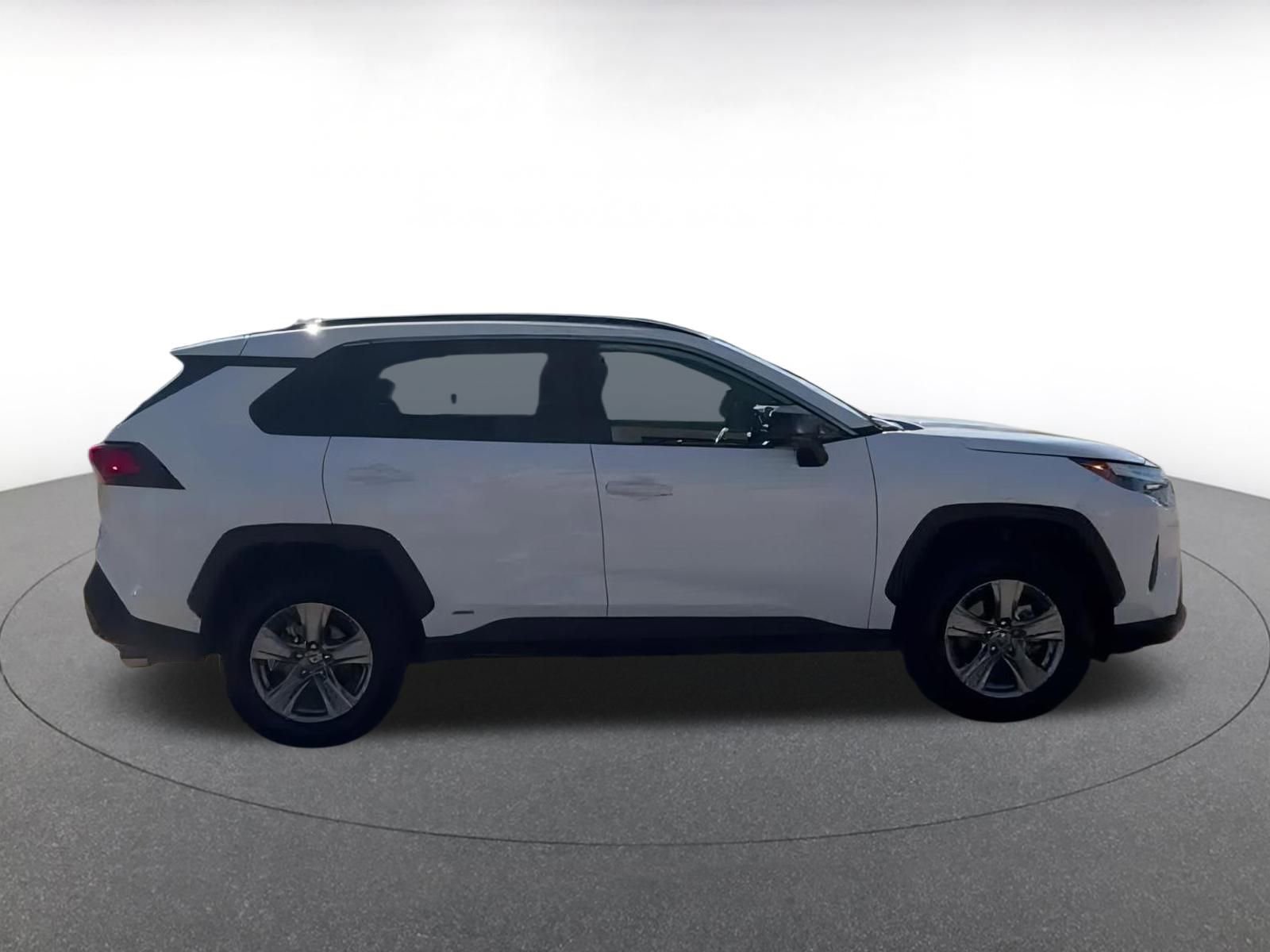 Used 2025 Toyota RAV4 LE image 15