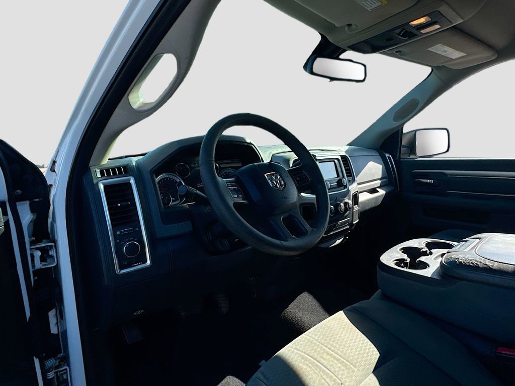 Used 2013 RAM 1500 Classic SLT w/ Premium Display Pkg RWD image 20