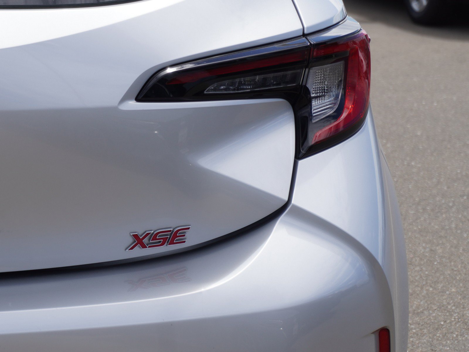 Used 2023 Toyota Corolla XSE FWD image 10