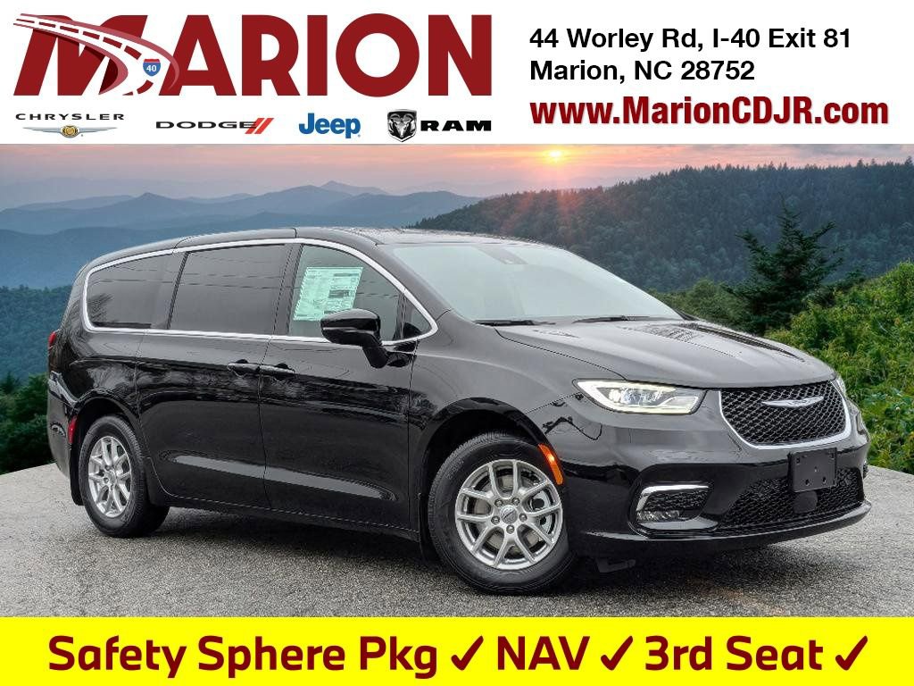 New 2025 Chrysler Pacifica Select image 1