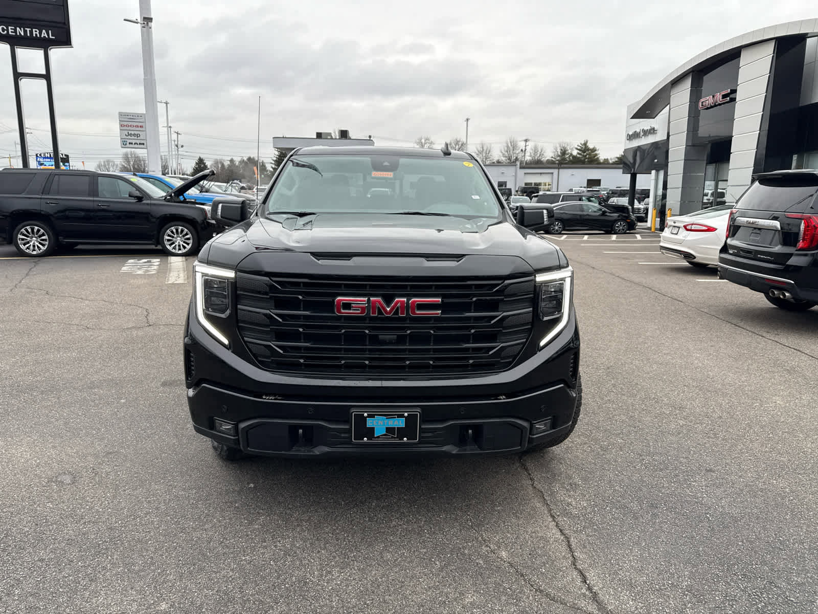 New 2026 GMC Sierra 1500 Elevation w/ Elevation Premium Package image 2