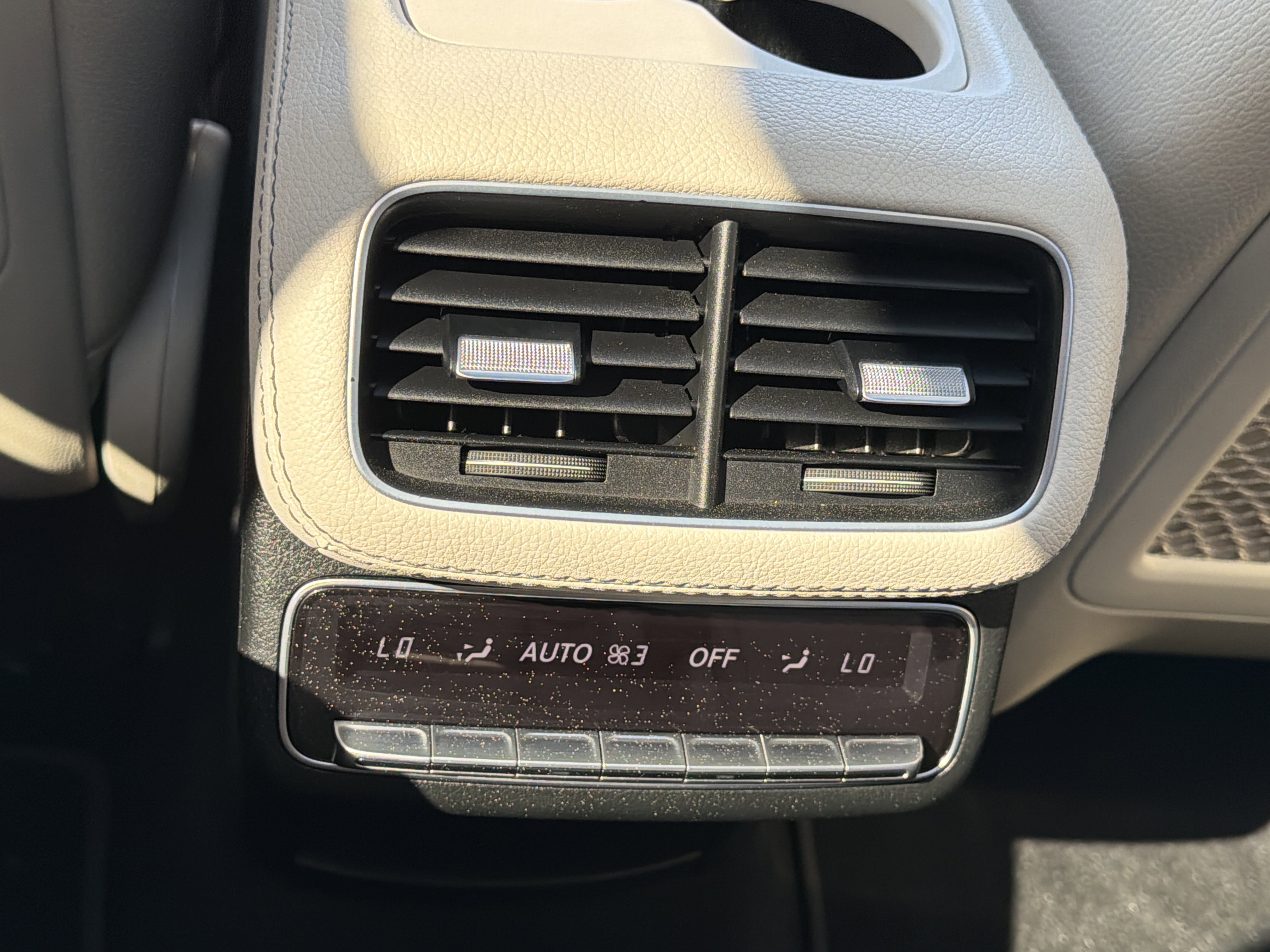 Used 2022 Mercedes-Benz GLS 450 4MATIC image 29