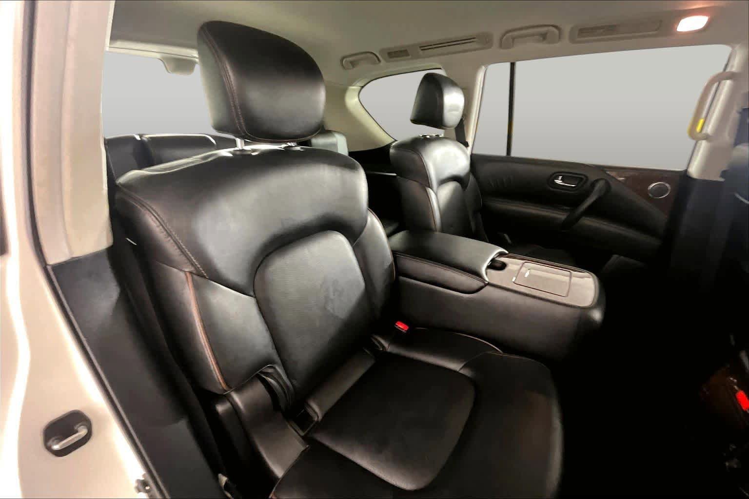 Used 2020 Nissan Armada Platinum w/ Captain's Chairs Package RWD image 19