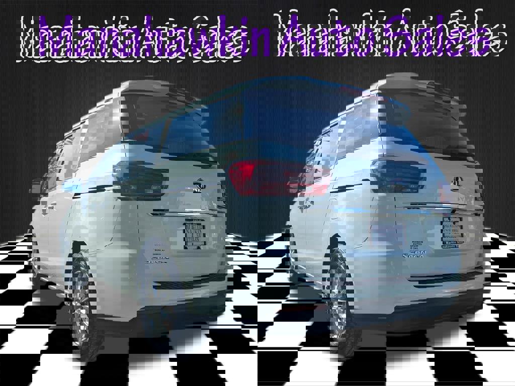 Used 2019 Kia Sedona L image 4