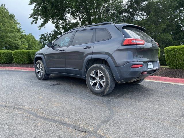 Used 2014 Jeep Cherokee Trailhawk w/ Comfort/Convenience Group AWD/4WD image 11