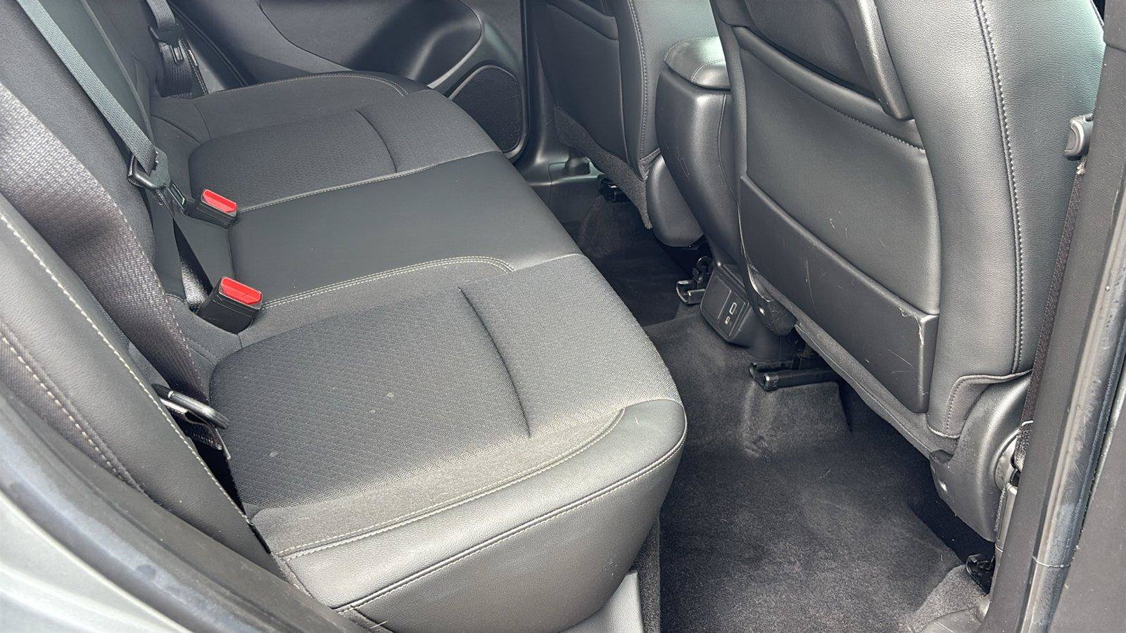 Certified 2023 Buick Encore GX Preferred w/ Cold Weather Comfort Package AWD/4WD image 20