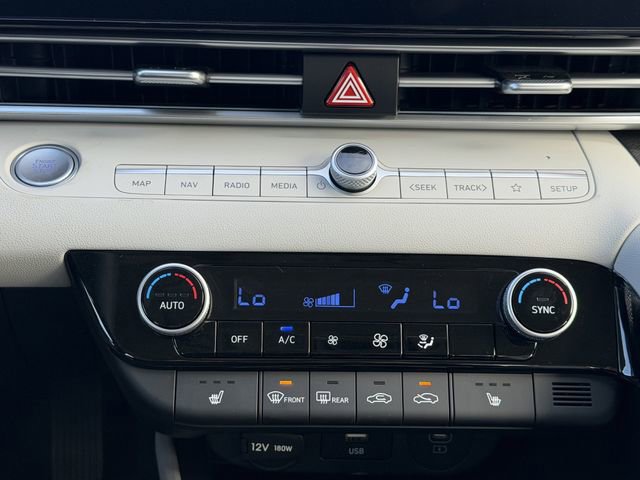 Used 2025 Hyundai Elantra Limited image 7