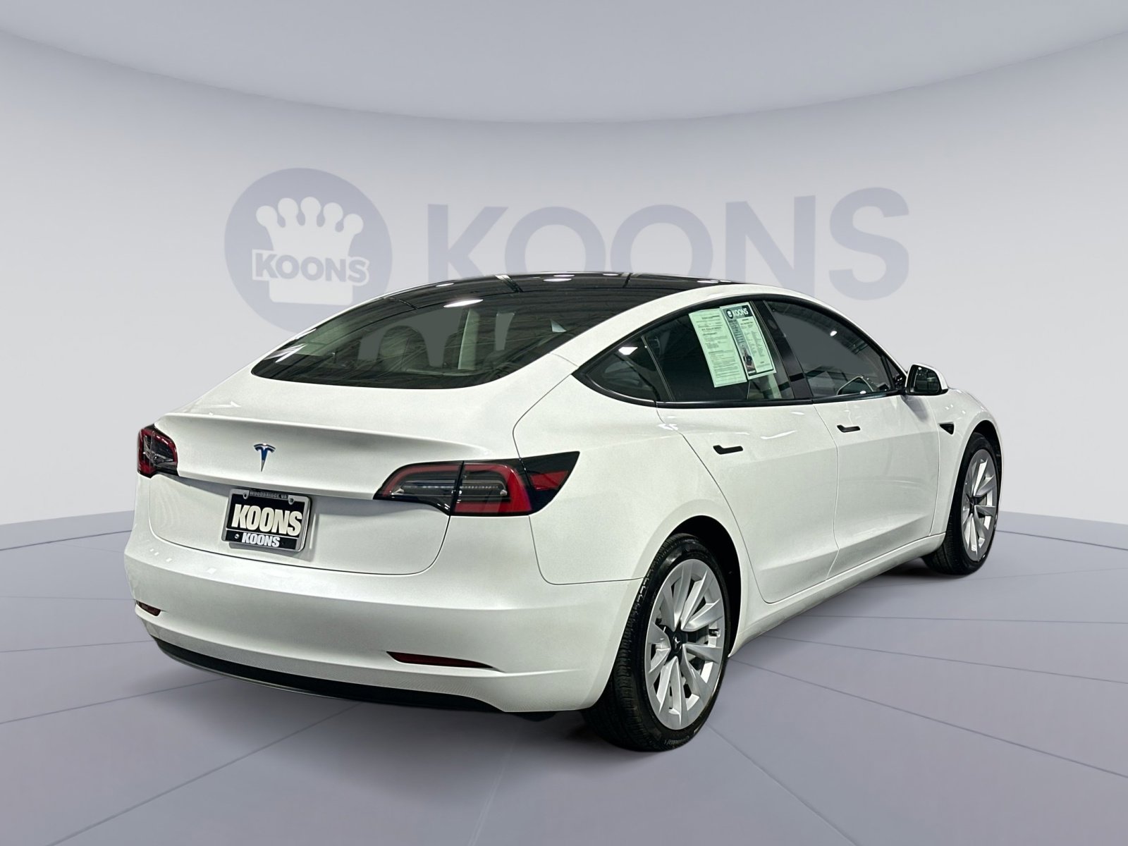 Used 2023 Tesla Model 3 Standard Range image 7