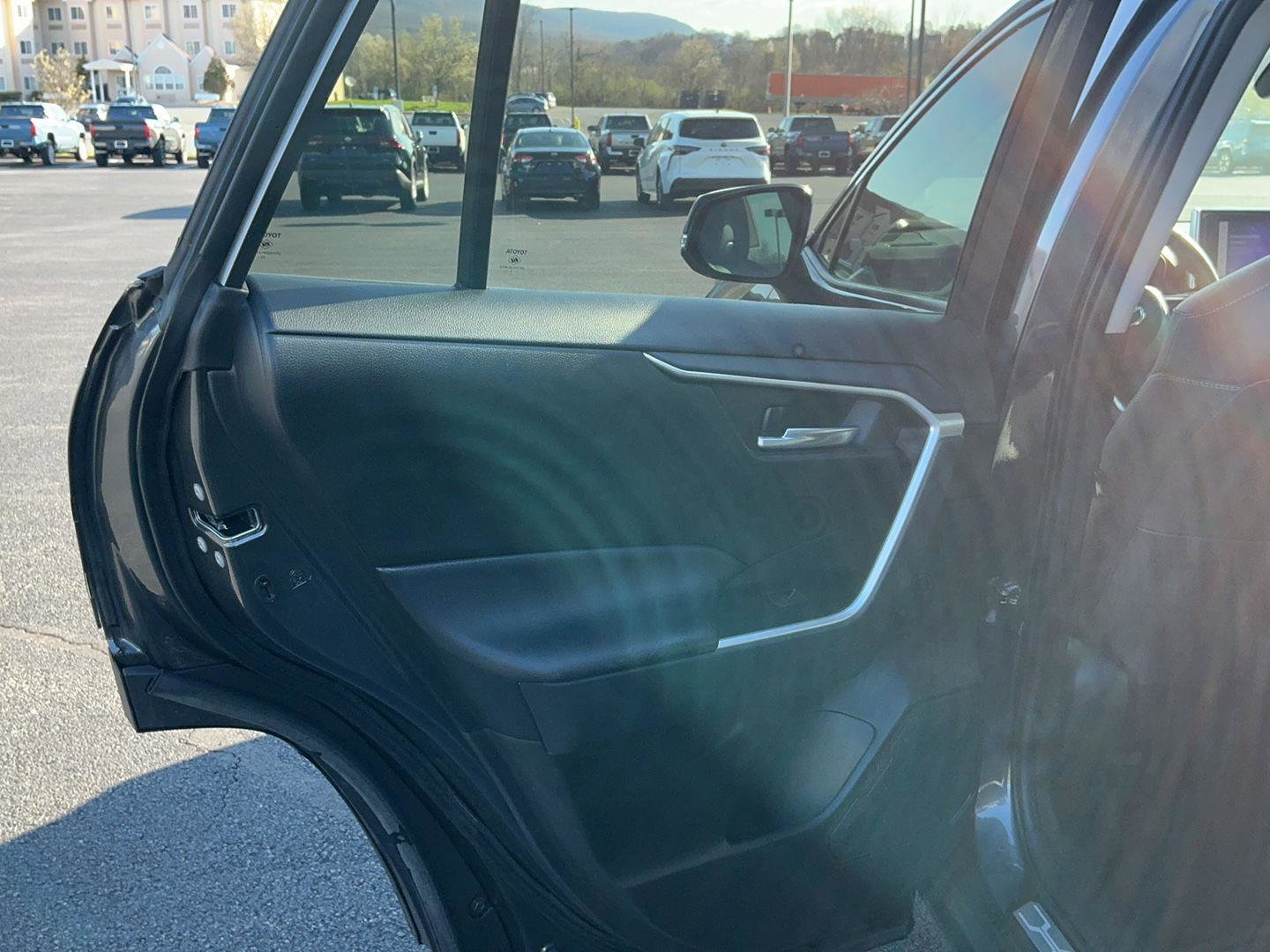 Certified 2023 Toyota RAV4 XLE Premium AWD/4WD image 28
