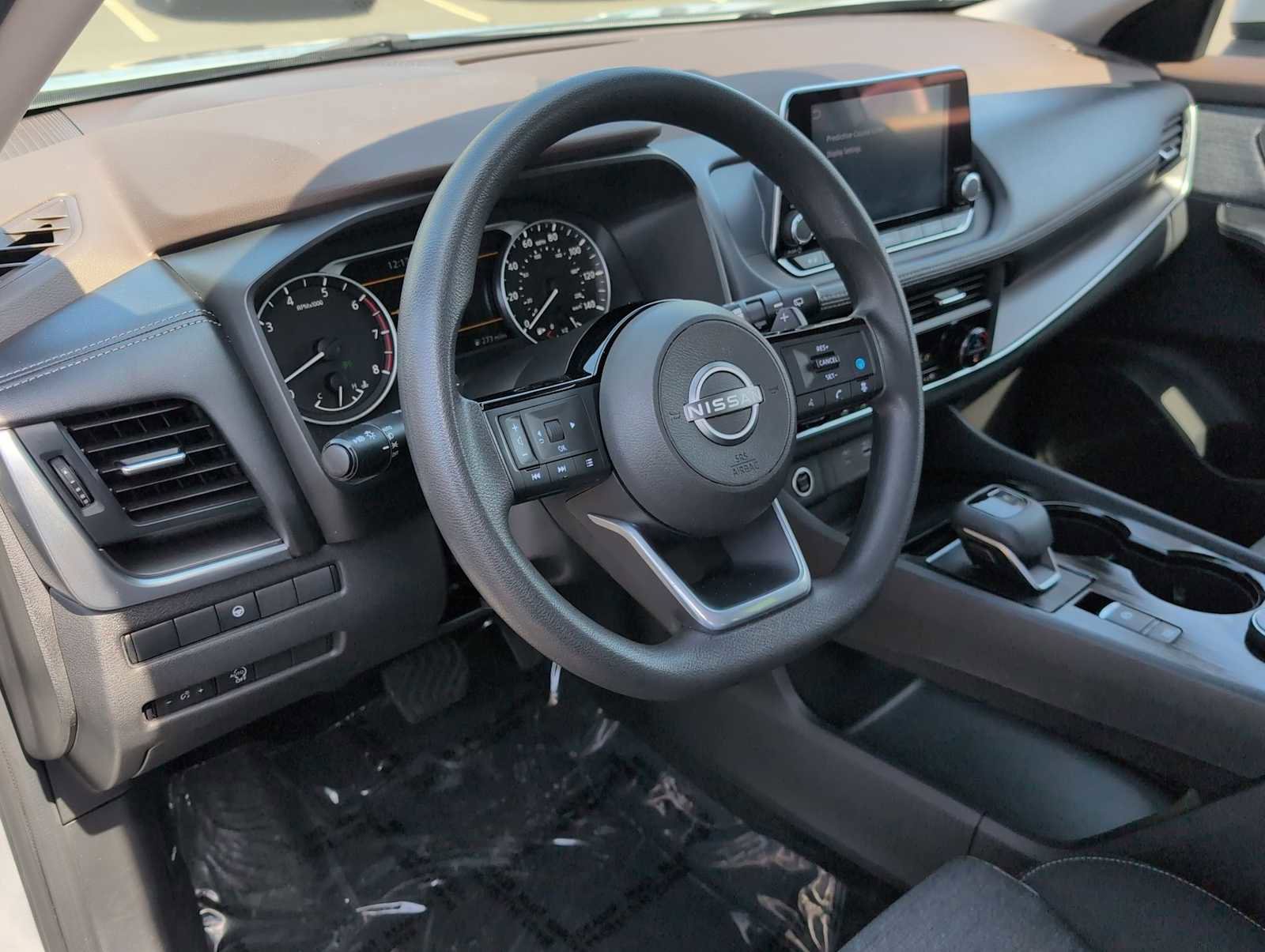 Used 2023 Nissan Rogue SV AWD/4WD image 10