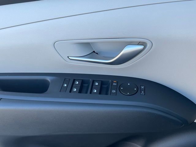 New 2025 Hyundai Tucson SE image 20