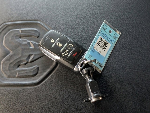 Used 2020 RAM 1500 Laramie image 34