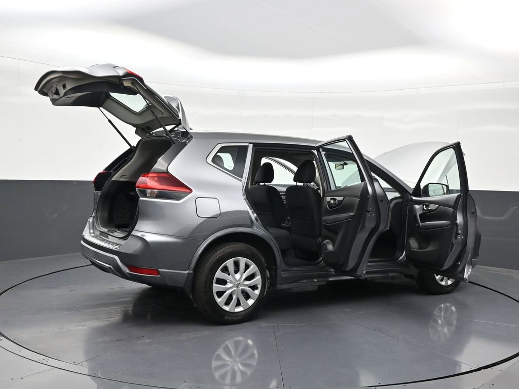 Used 2018 Nissan Rogue S image 31