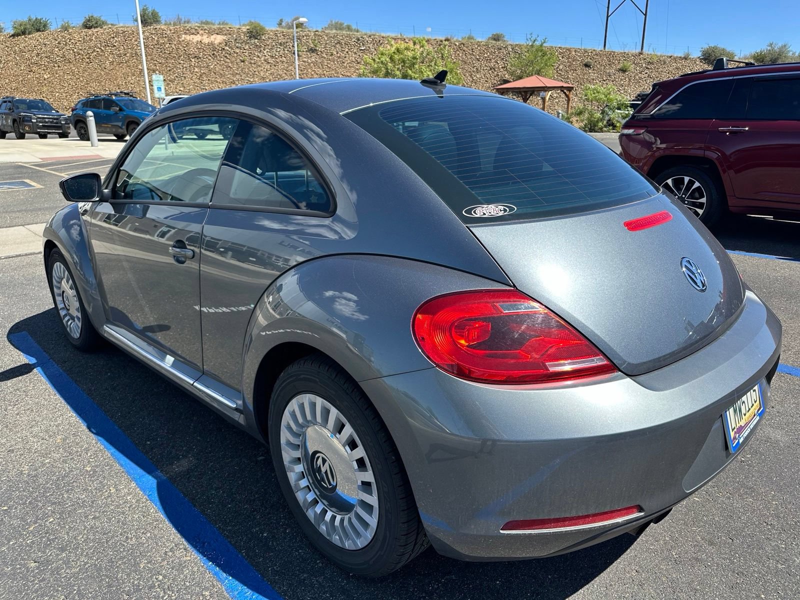 Used 2014 Volkswagen Beetle 2.5 FWD image 10