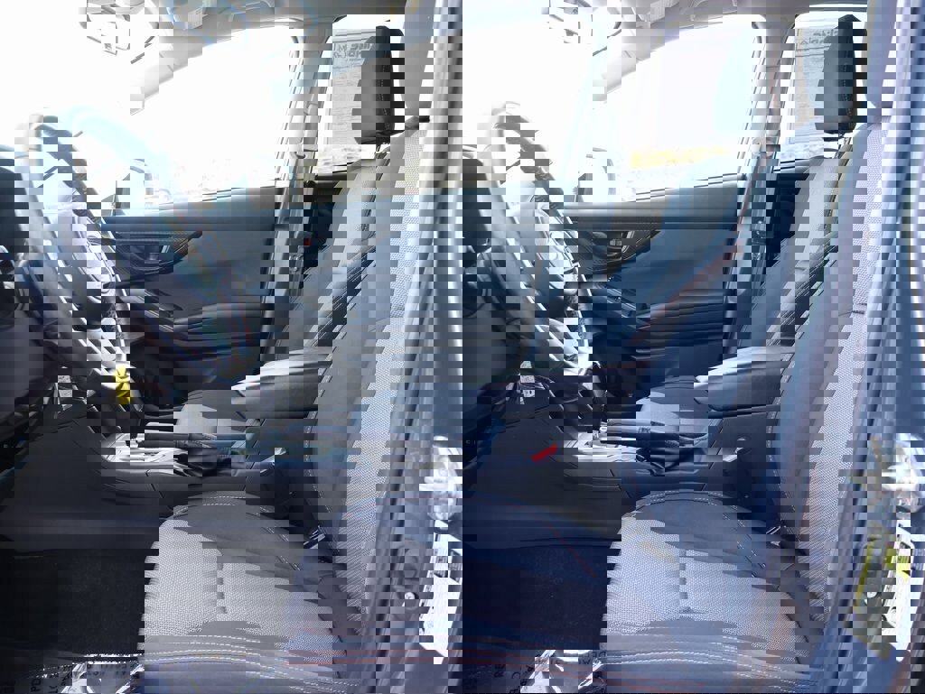 Used 2021 Subaru Crosstrek 2.0i Premium image 23