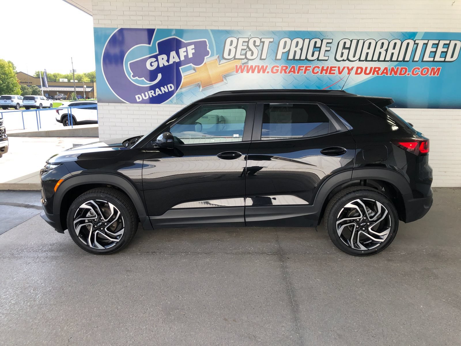 Used 2024 Chevrolet TrailBlazer RS w/ Convenience Package AWD/4WD image 5