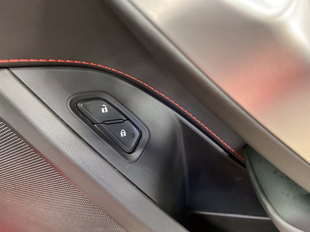 Used 2019 Chevrolet Corvette Z06 RWD image 18