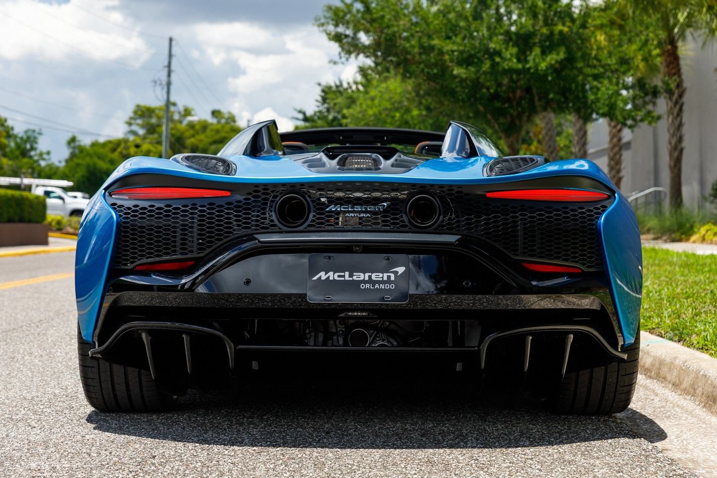 New 2026 McLaren Artura Spider RWD image 59