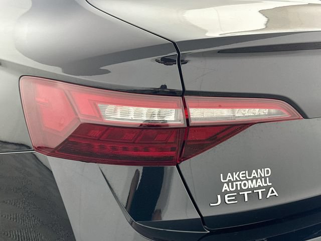 Used 2023 Volkswagen Jetta SE FWD image 23