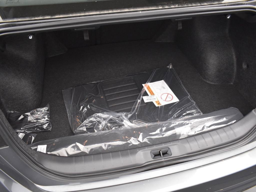 New 2025 Nissan Altima 2.5 S image 32