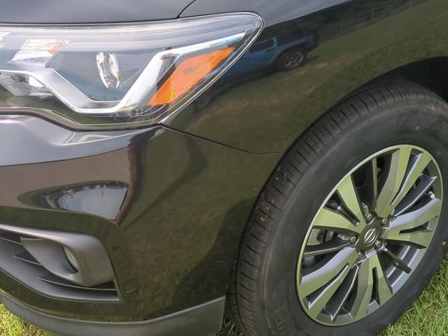 Certified 2020 Nissan Pathfinder SV FWD image 10