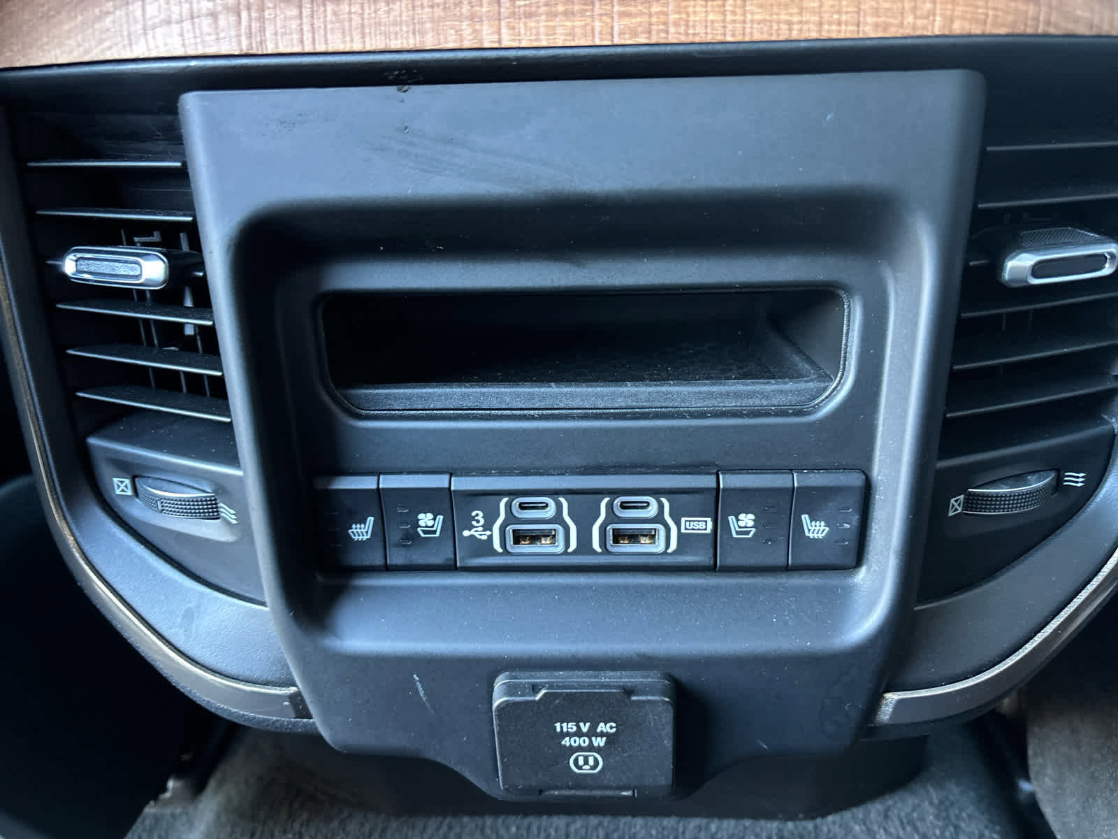 Used 2020 RAM 1500 Limited image 26