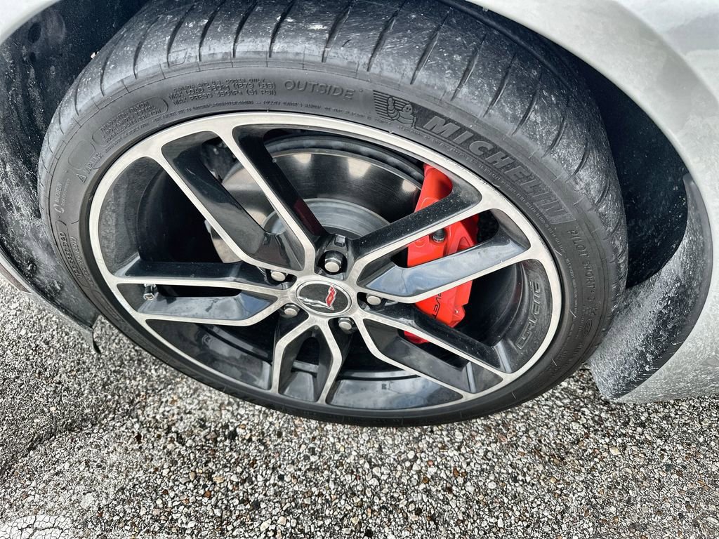 Used 2018 Chevrolet Corvette Stingray Convertible w/ 1LT RWD image 11