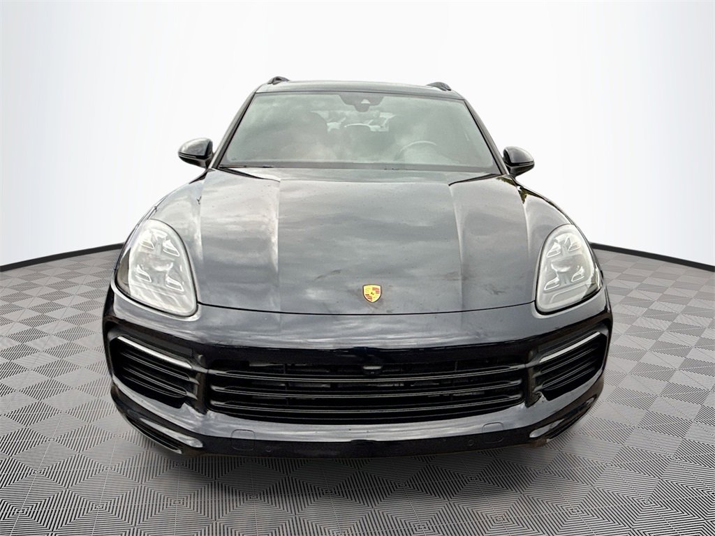 Used 2020 Porsche Cayenne image 2