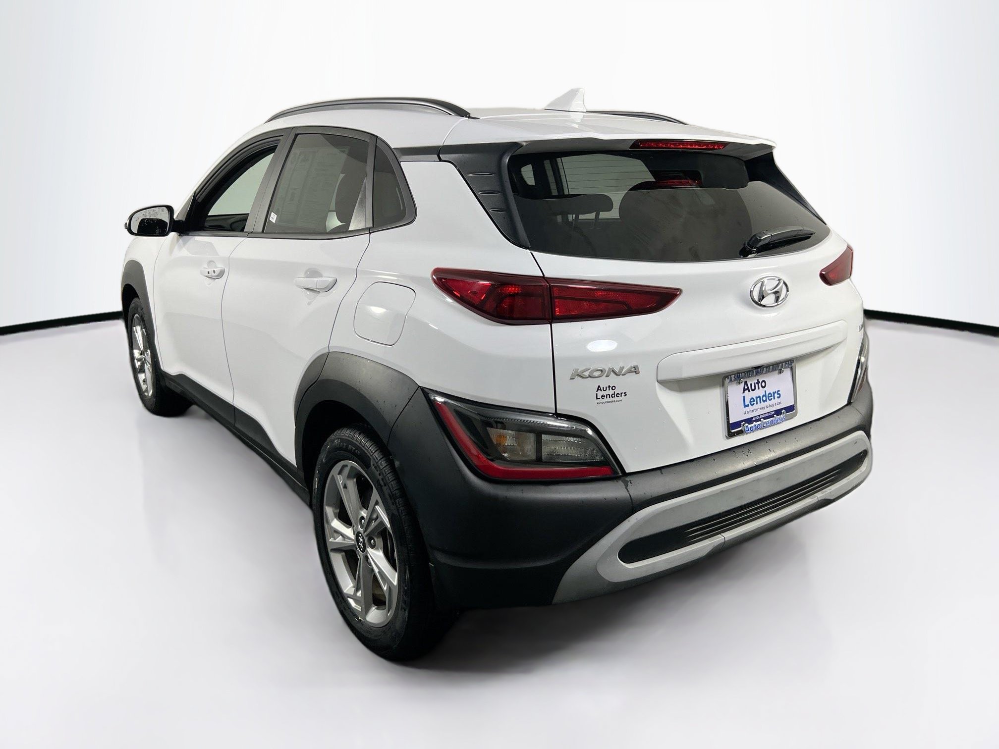 Used 2023 Hyundai Kona SEL AWD/4WD image 7
