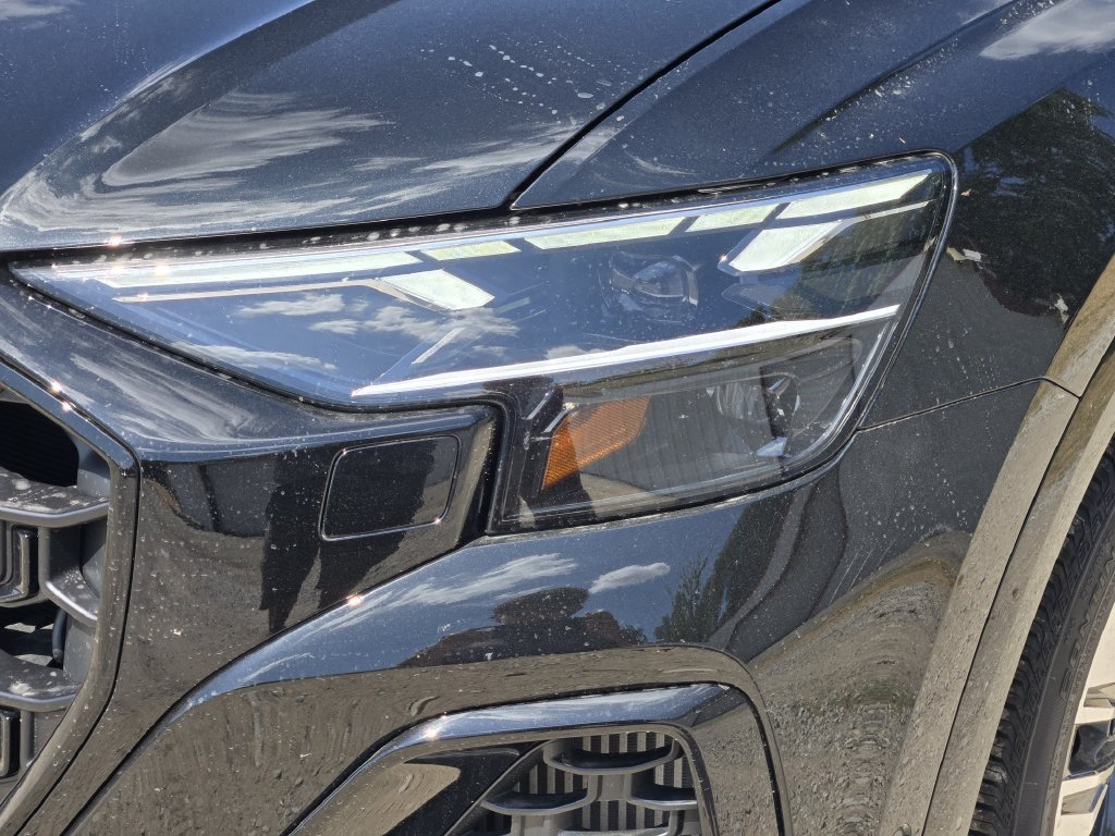 New 2027 Audi Q8 Premium Plus AWD/4WD image 12