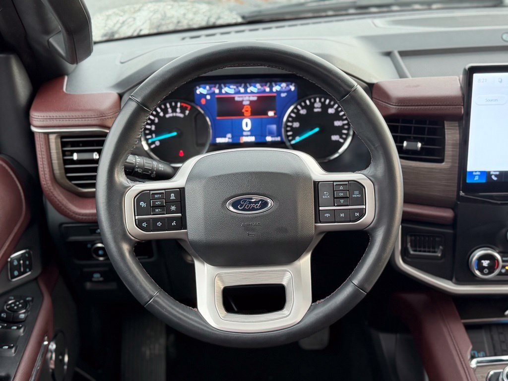 Used 2024 Ford Expedition Limited AWD/4WD image 11