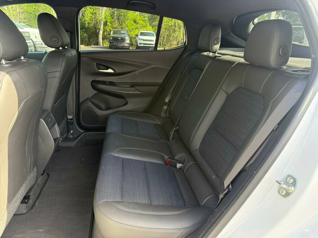 Used 2025 Buick Envista Preferred image 7