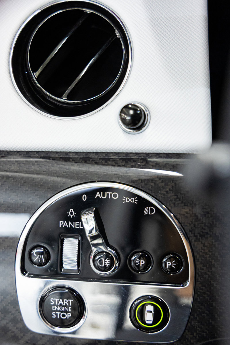 Certified 2024 Rolls-Royce Cullinan Black Badge image 27