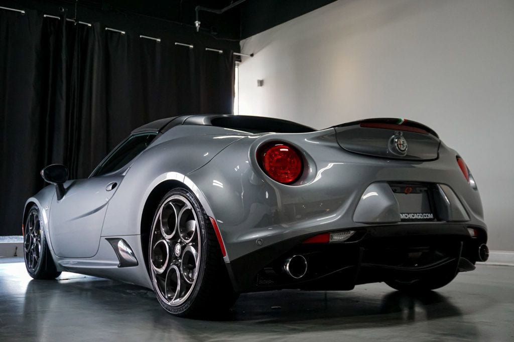Used 2020 Alfa Romeo 4C Spider w/ Bright Package RWD image 10