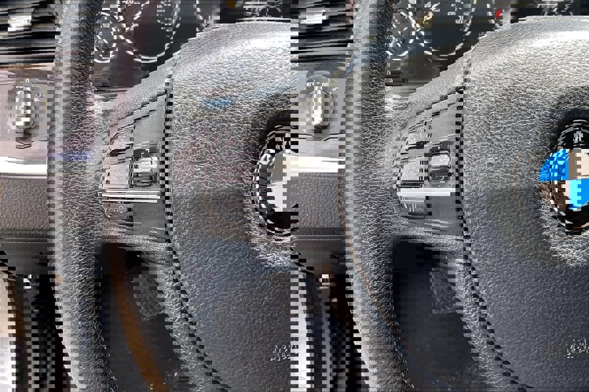 Used 2014 BMW 528i Sedan image 18