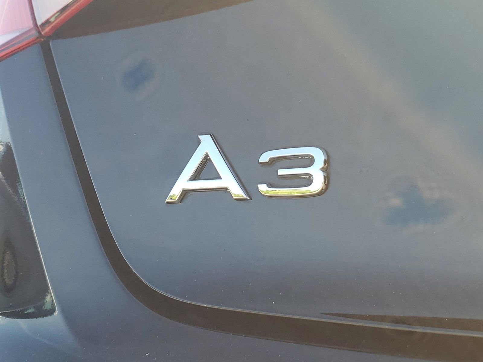 Used 2017 Audi A3 e-tron Premium image 6