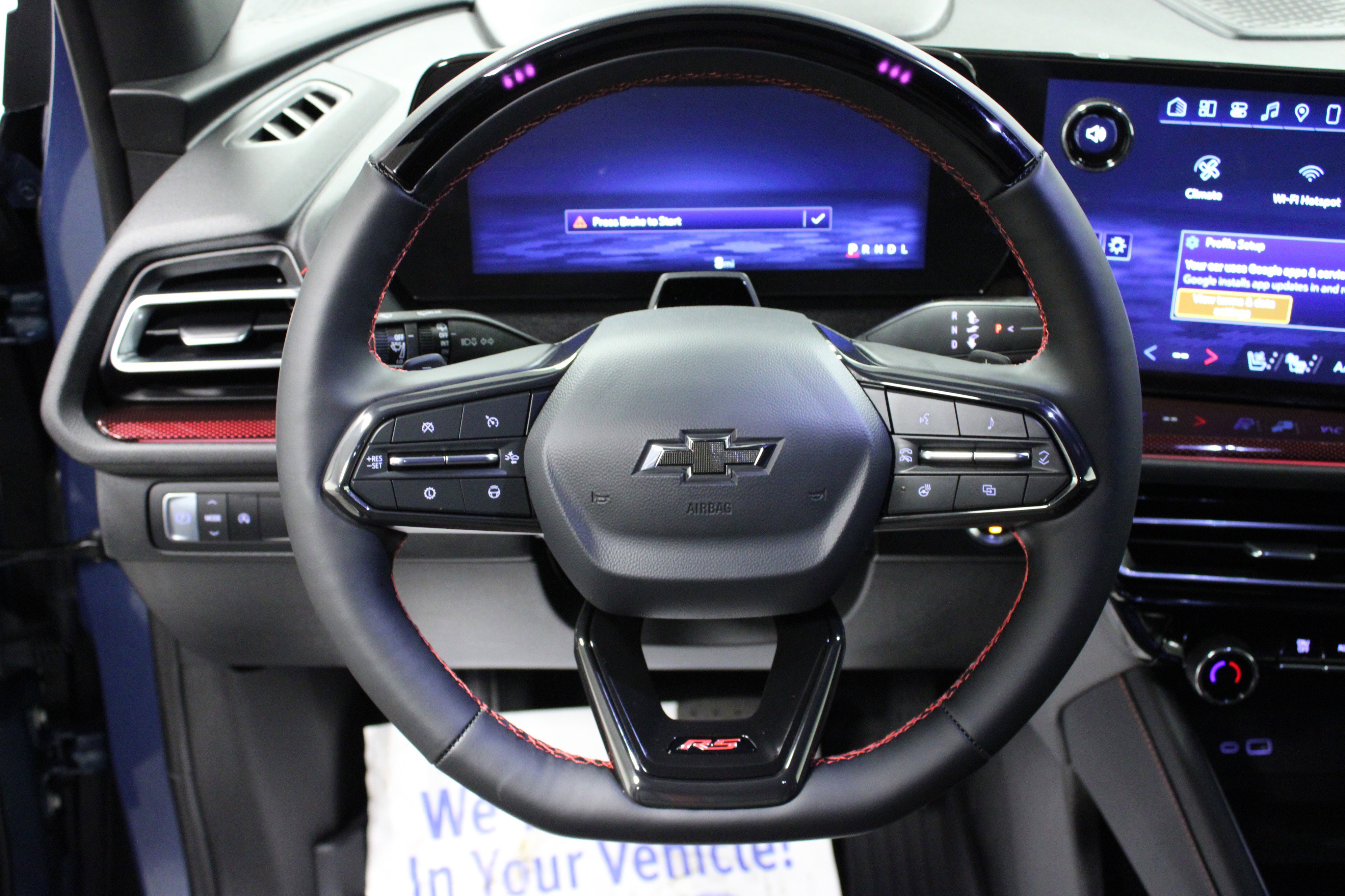 Used 2025 Chevrolet Traverse RS w/ LPO, Floor Liner Package image 18