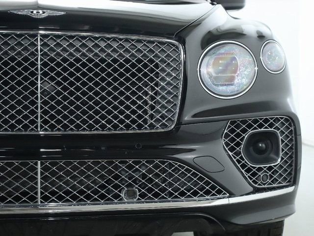 Used 2022 Bentley Bentayga image 43