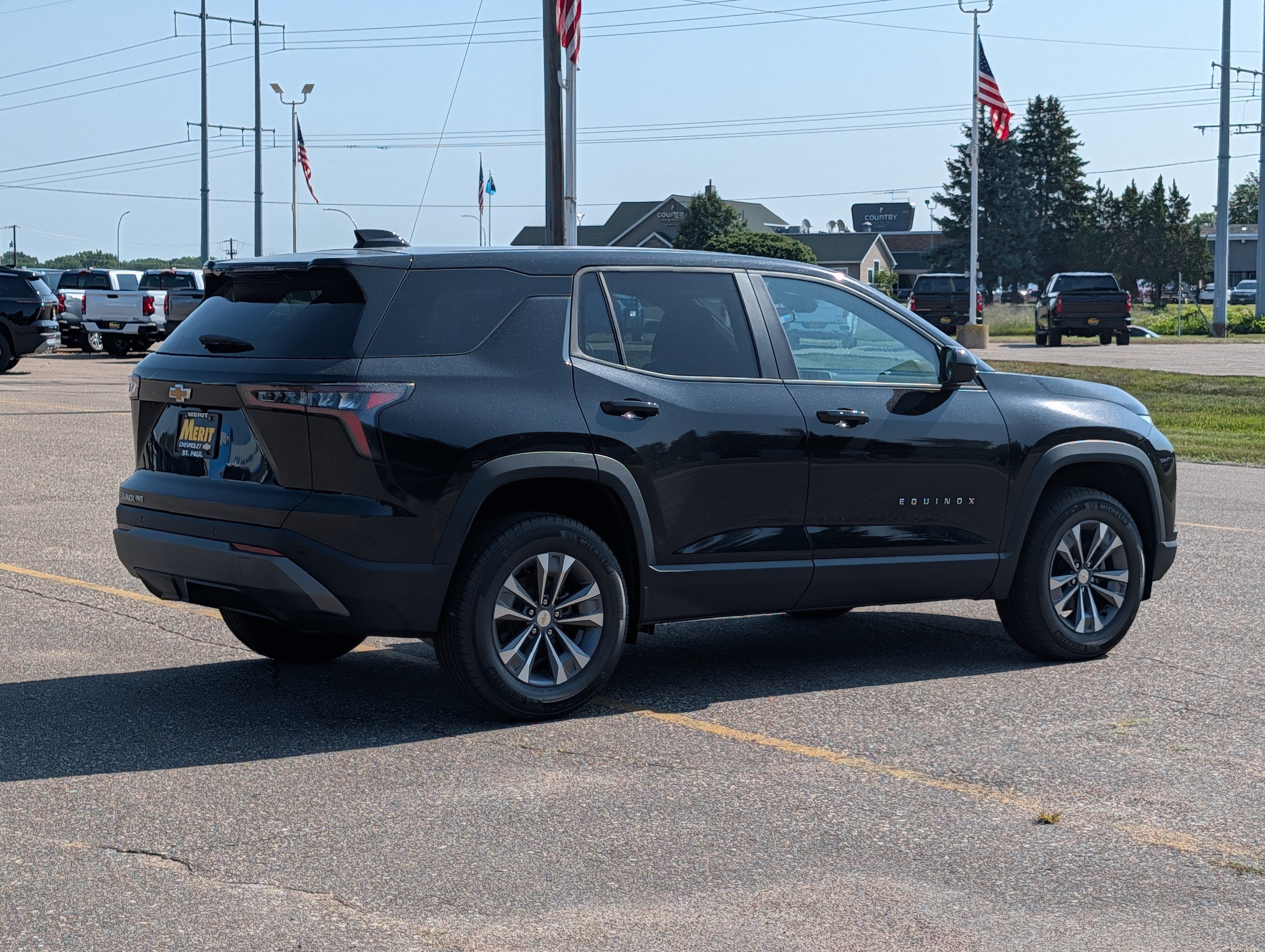 New 2026 Chevrolet Equinox LT AWD/4WD image 3