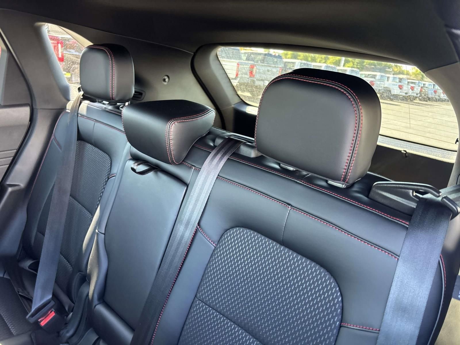 New 2026 Ford Escape ST-Line w/ Tech Pack #1 image 28