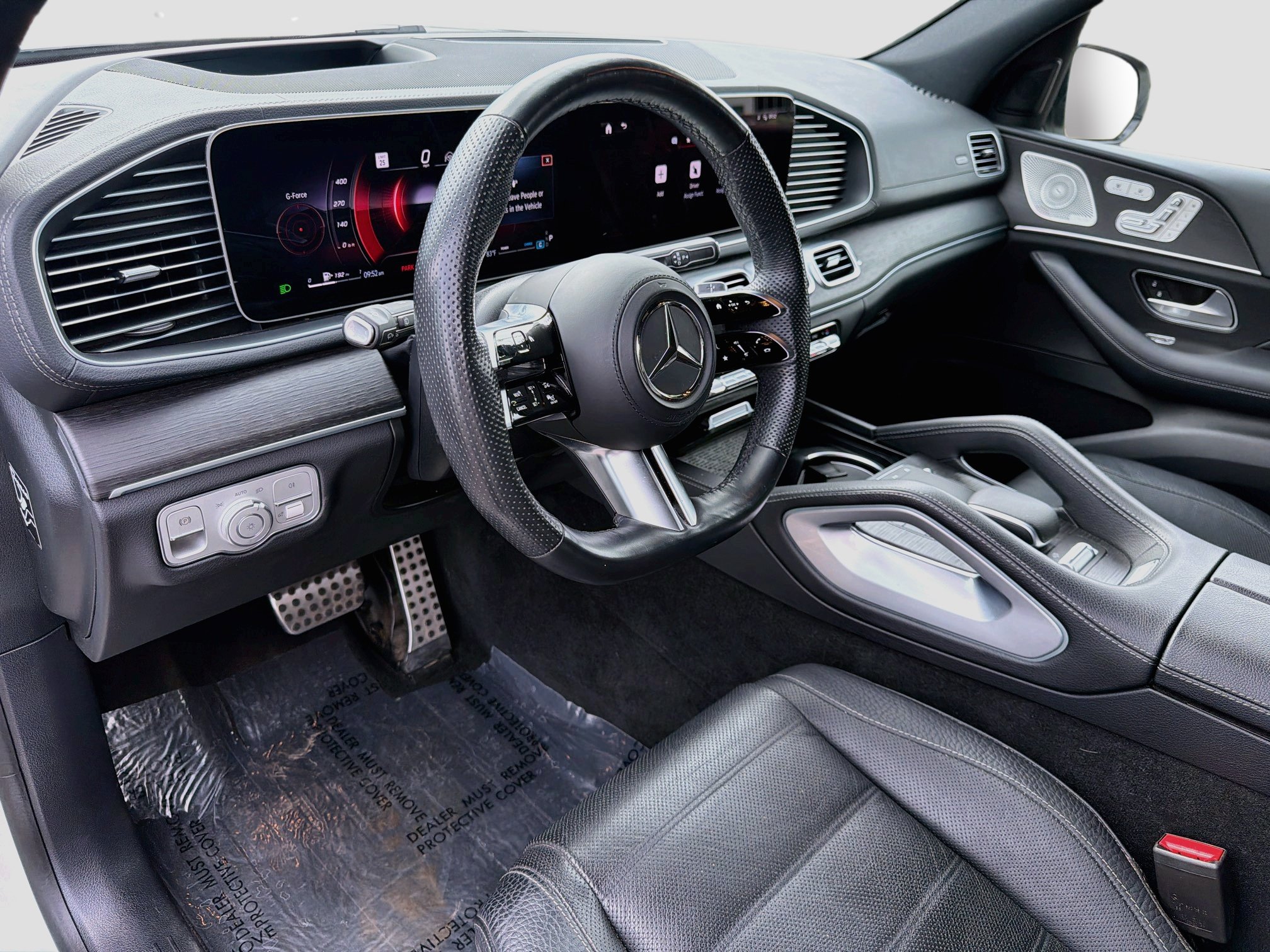Used 2024 Mercedes-Benz GLS 450 4MATIC image 9