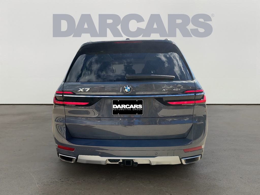 Used 2023 BMW X7 xDrive40i w/ Executive Package image 5